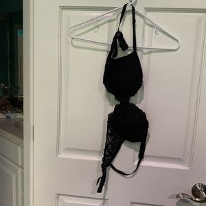 Black lacy super push up bra